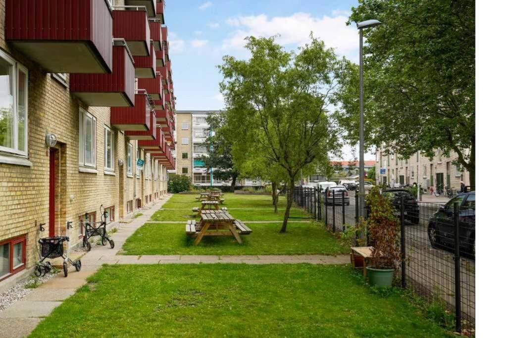 Ferienwohnung 300 M To Metro: 5 Min Airport/12 Min Copenhagen C Exterior foto